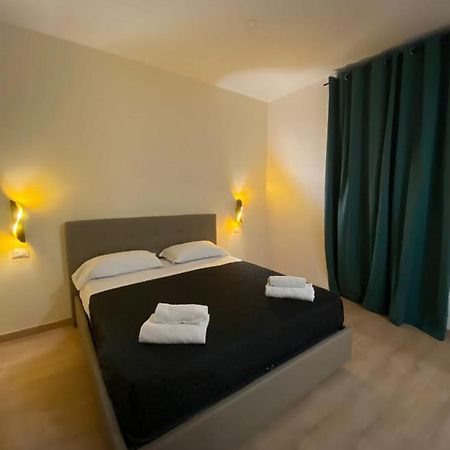 Maison Dante Napels Buitenkant foto