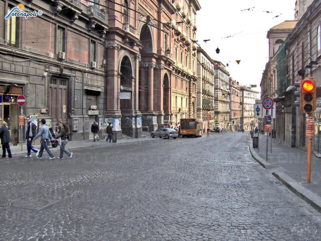 Maison Dante Napels Buitenkant foto